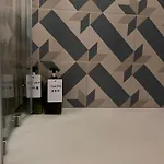 Casa Ling -ac - Parking-2bathrooms 3* Como