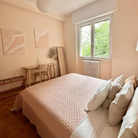 Alojamento de Acomodação e Pequeno-almoço Casa Ling -ac - Parking-2bathrooms Como