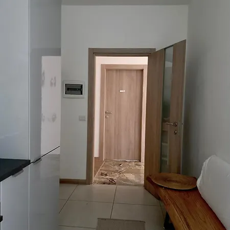 B&B Casa Ling -ac - Parking-2bathrooms 코모
