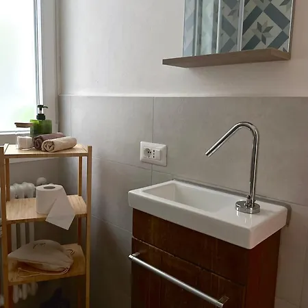 Bed & Breakfast Casa Ling -ac - Parking-2bathrooms